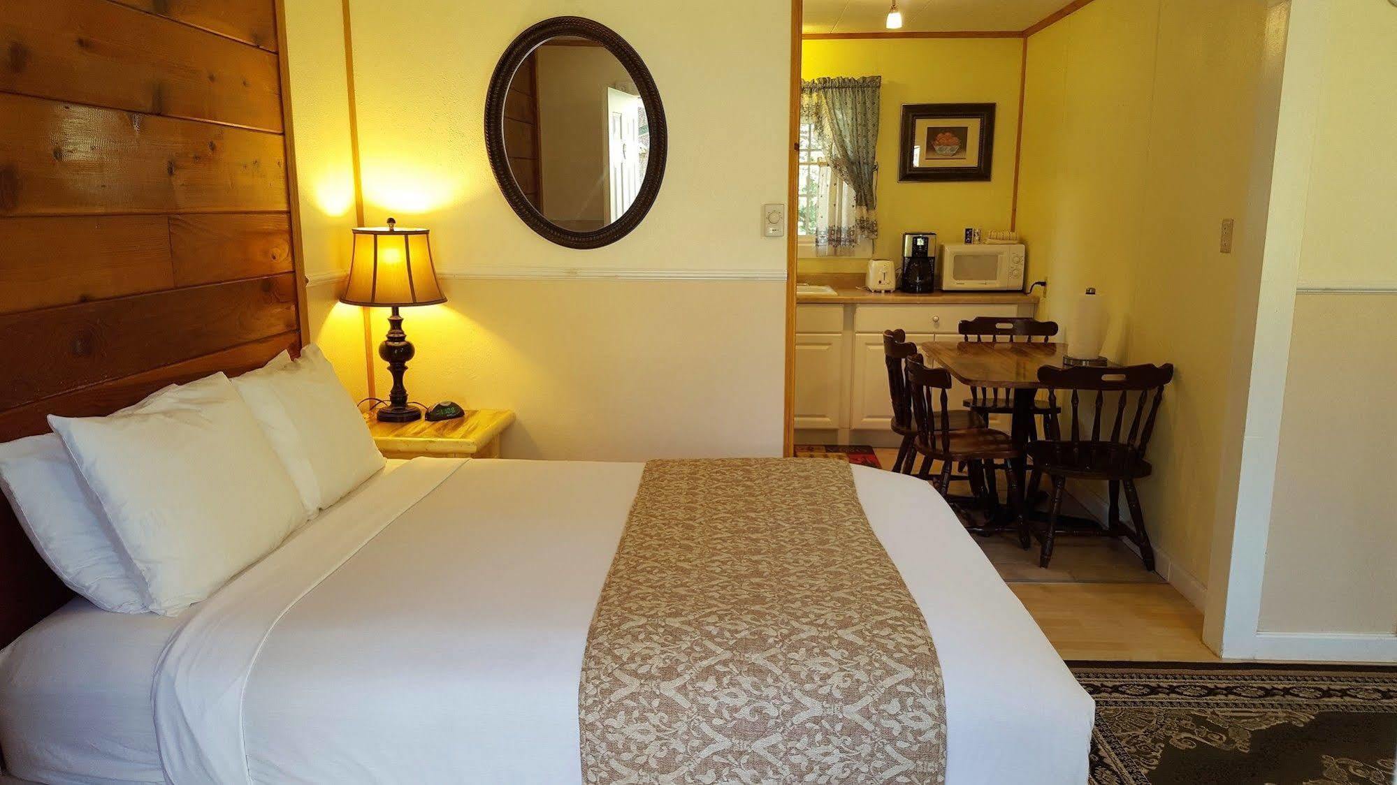 Mountain View Lodge - No Pets Allowed Packwood Ngoại thất bức ảnh
